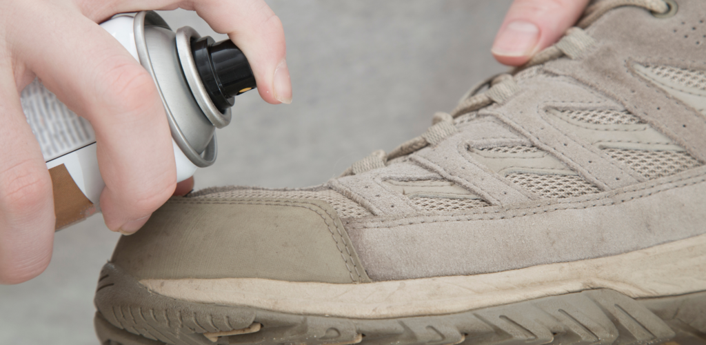 women protecting suede shoes