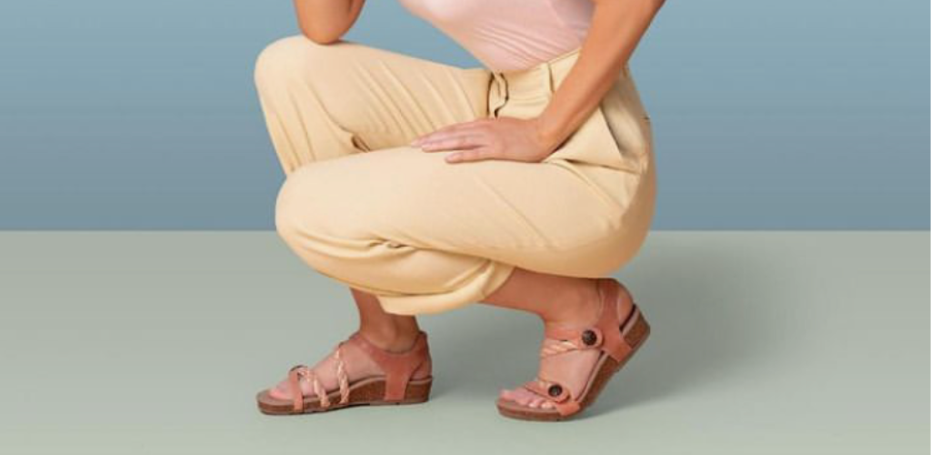 Aetrex Jillian sandal on foot