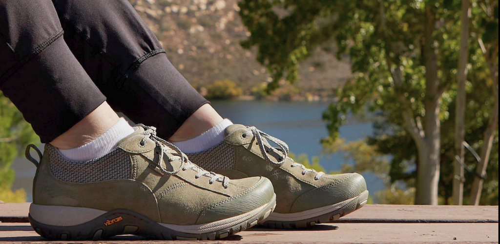 women near a beautiful lake wearing dankso paisley